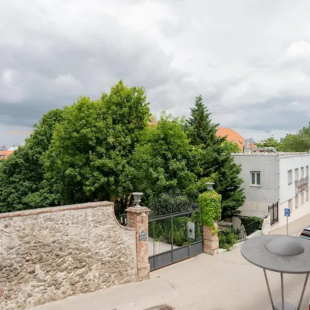 Caste Hill Sunny Bratislava